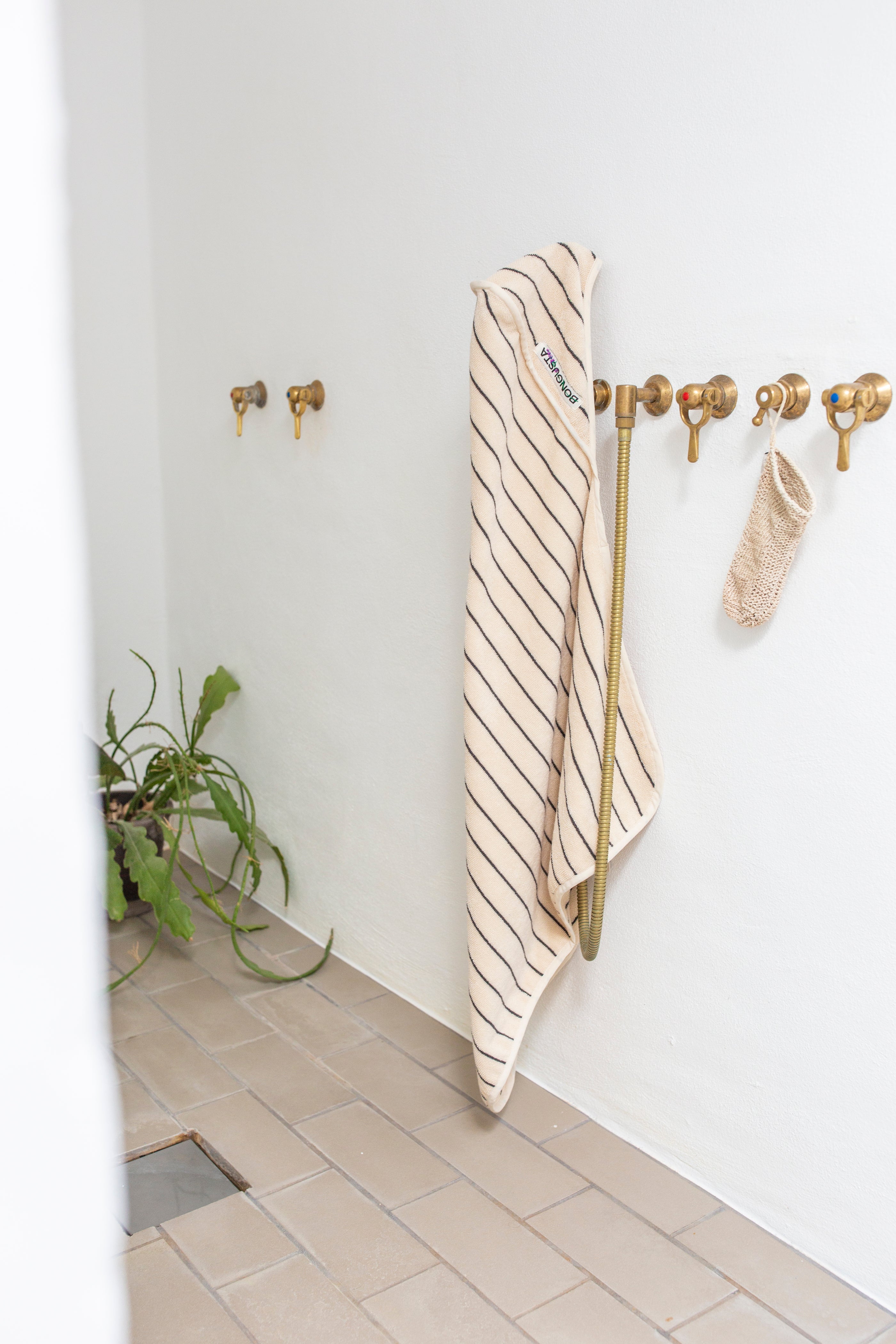 Naram Baby Towel, creme & ink