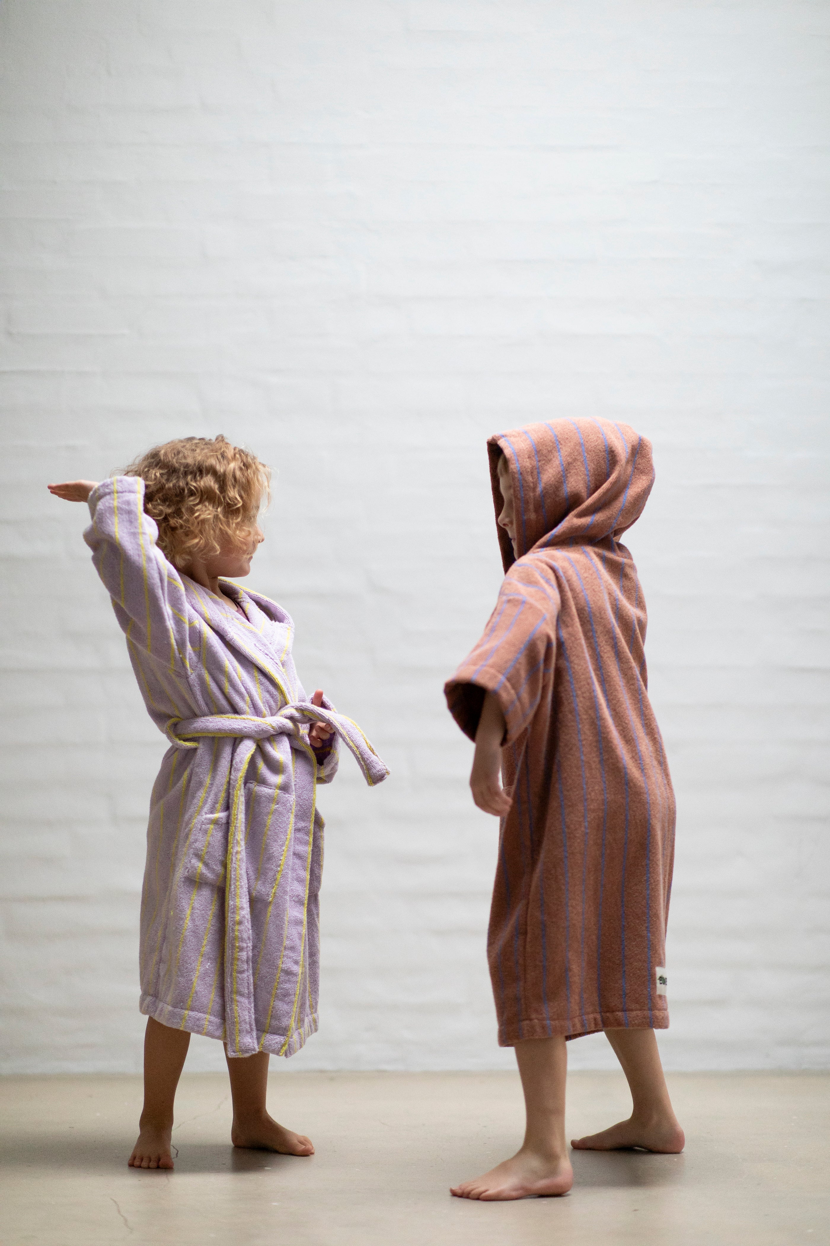 Naram Kids Poncho, camel & ultramarine